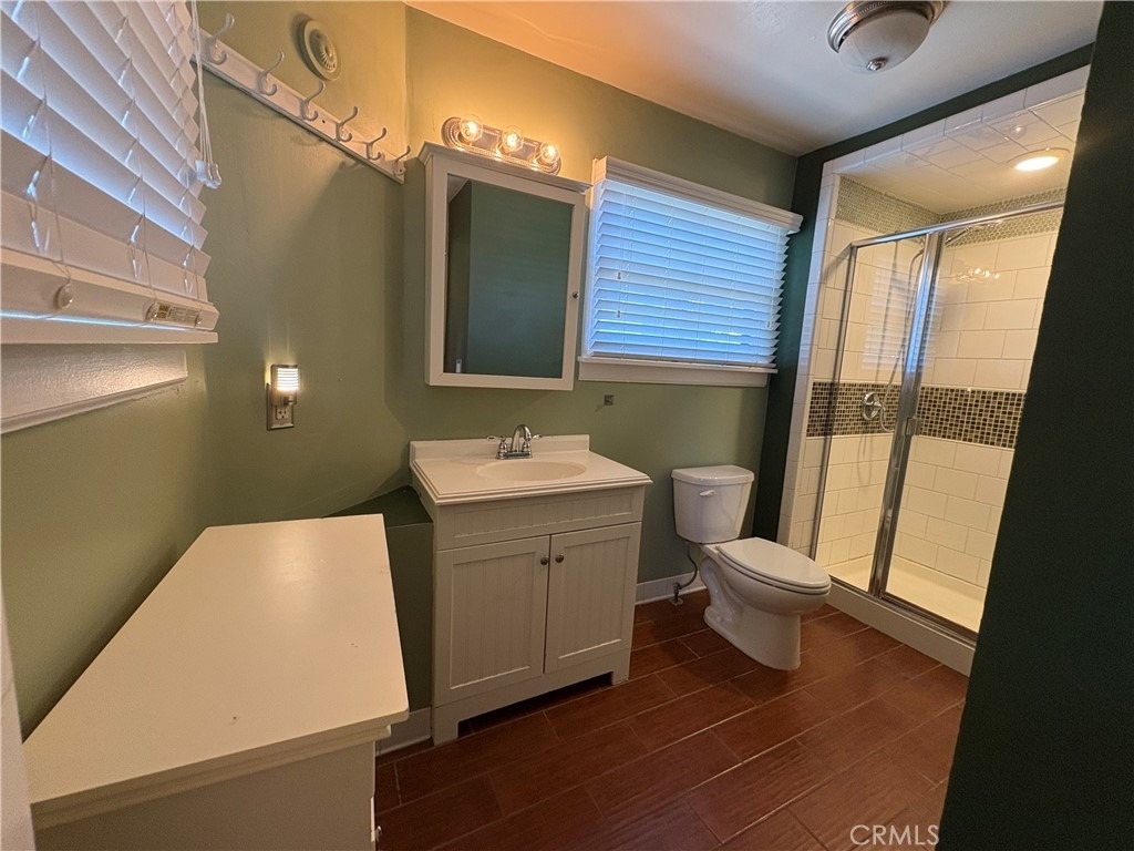330 W Whiting Avenue - Photo 5