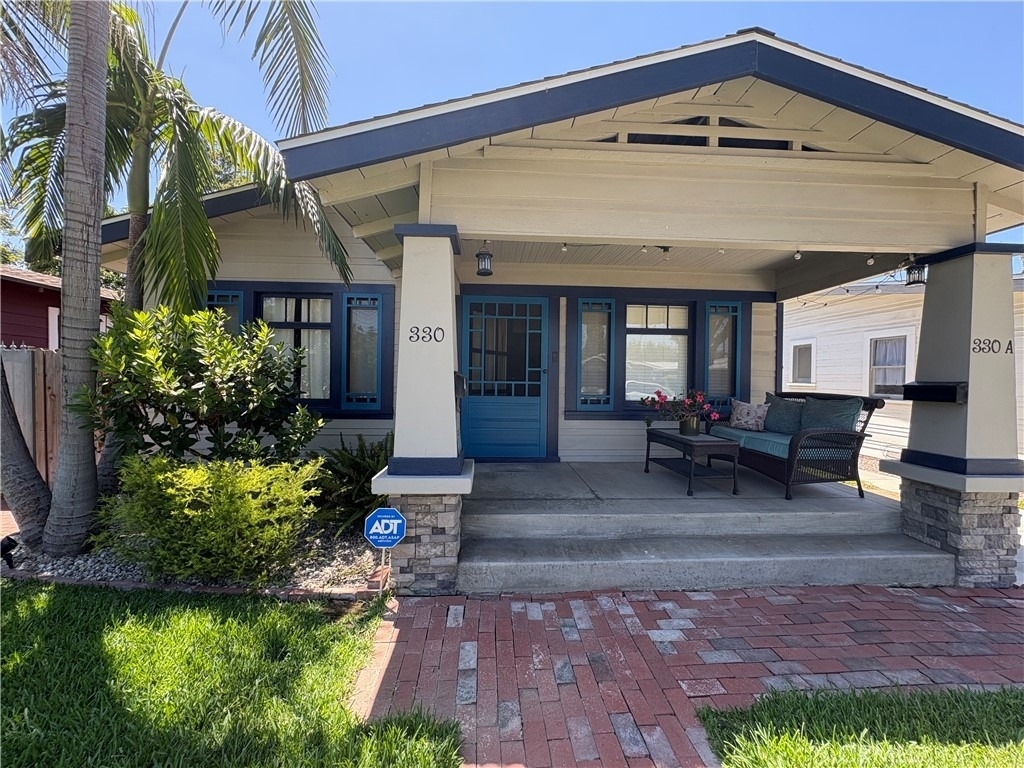 330 W Whiting Avenue - Photo 0