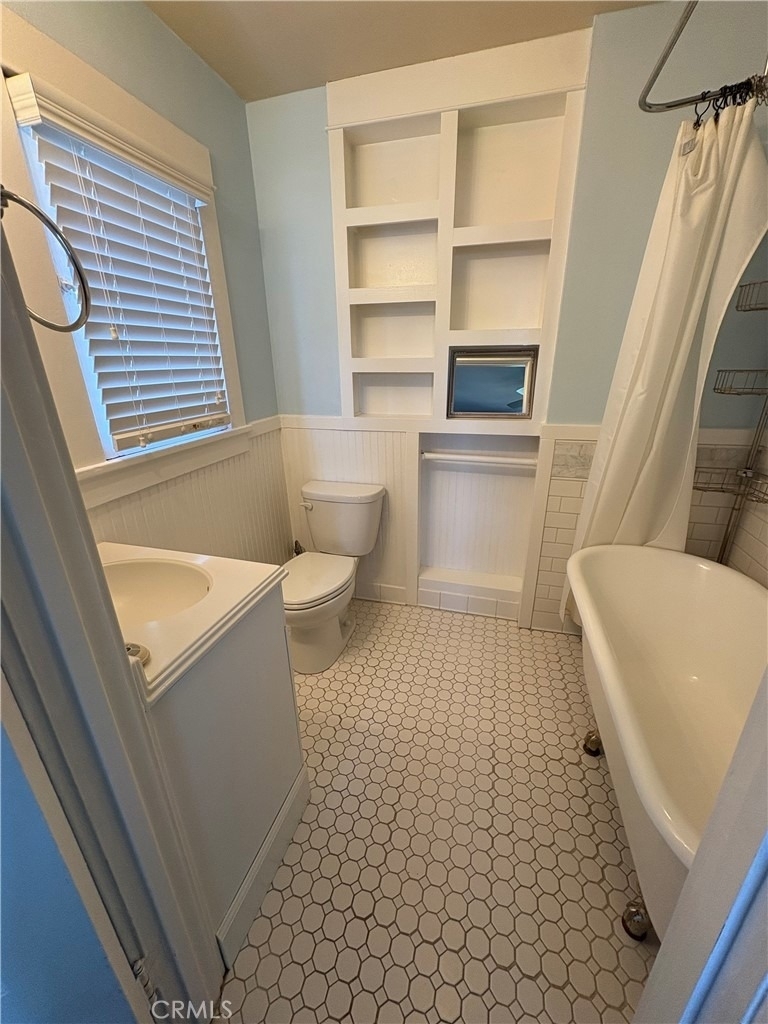 330 W Whiting Avenue - Photo 3