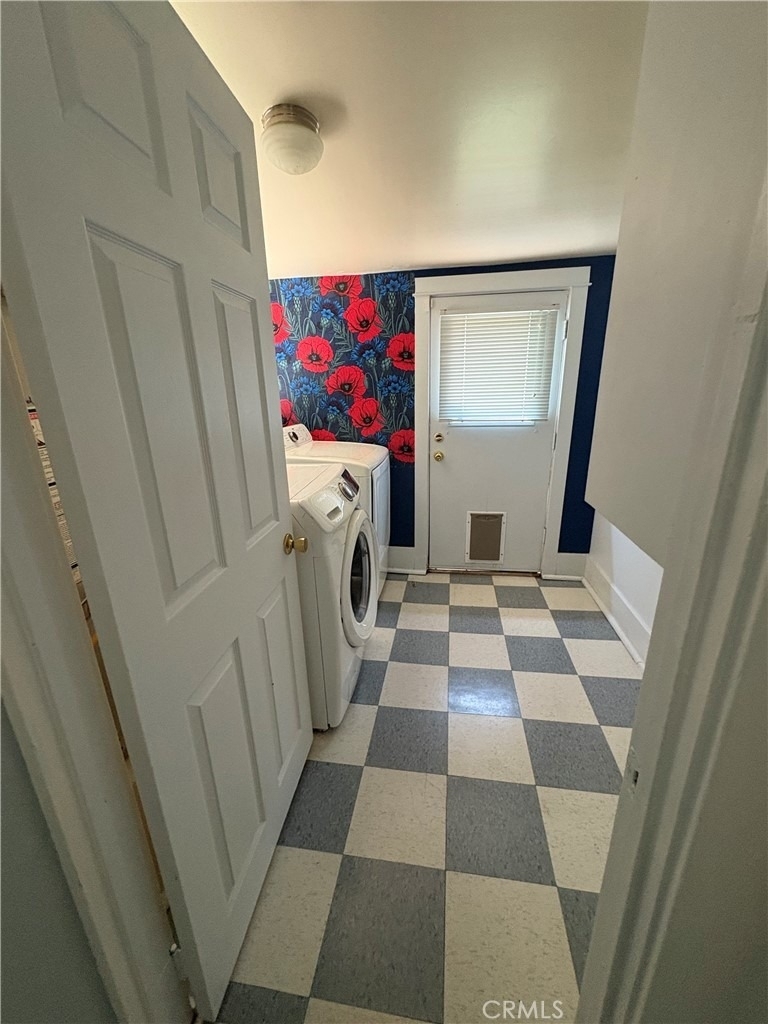 330 W Whiting Avenue - Photo 8