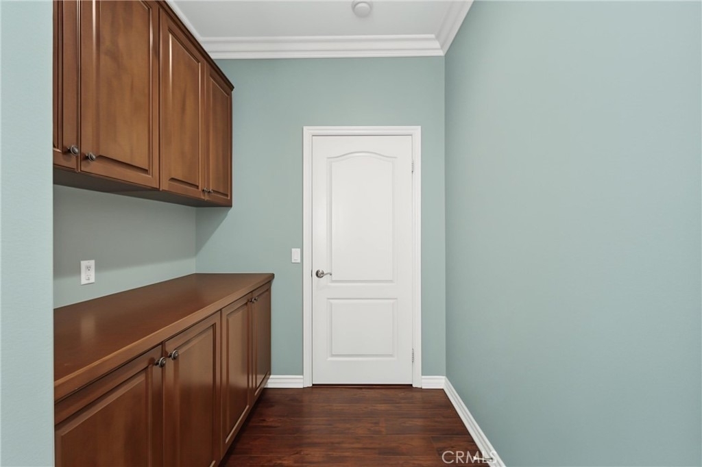 1254 Duxbury - Photo 43