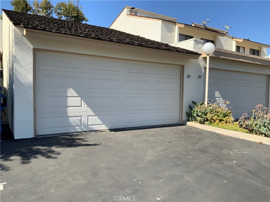 341 Meadow Court - Photo 2