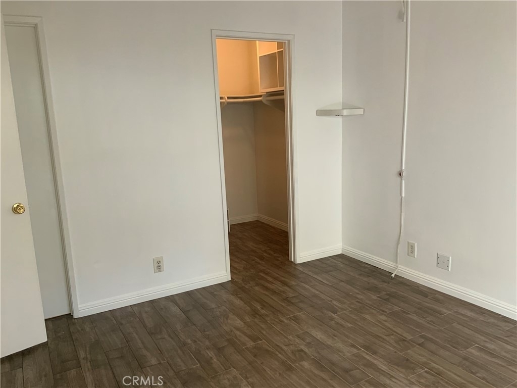 341 Meadow Court - Photo 3