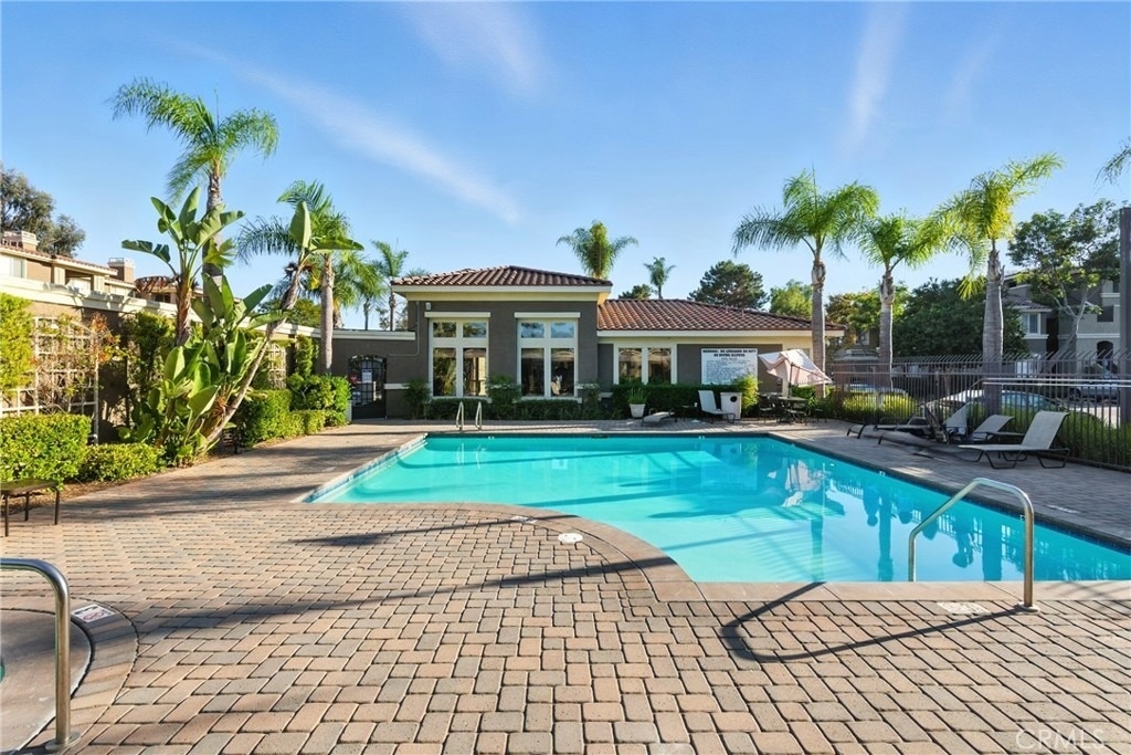 22681 Oakgrove - Photo 22
