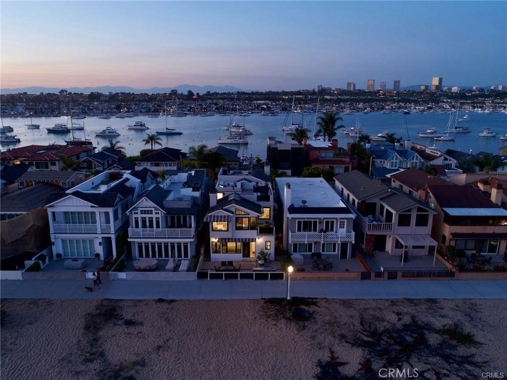 1119 E Balboa Boulevard - Photo 28