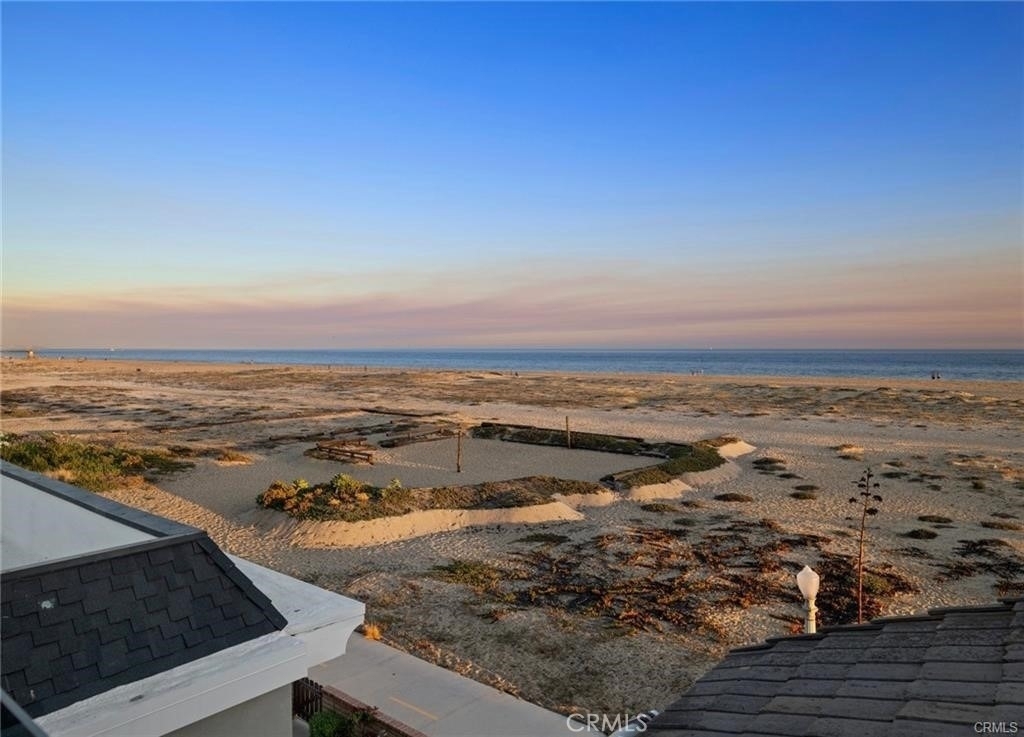 1119 E Balboa Boulevard - Photo 23