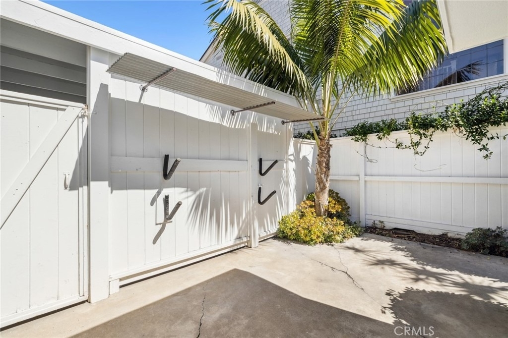 2551 Bayshore Drive - Photo 22