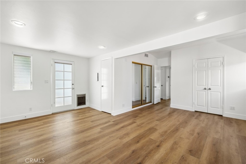 2551 Bayshore Drive - Photo 12