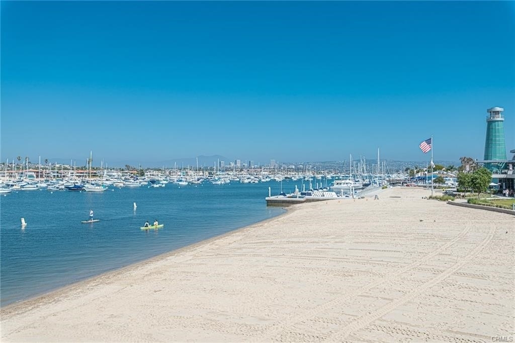 1808 W Balboa - Photo 6