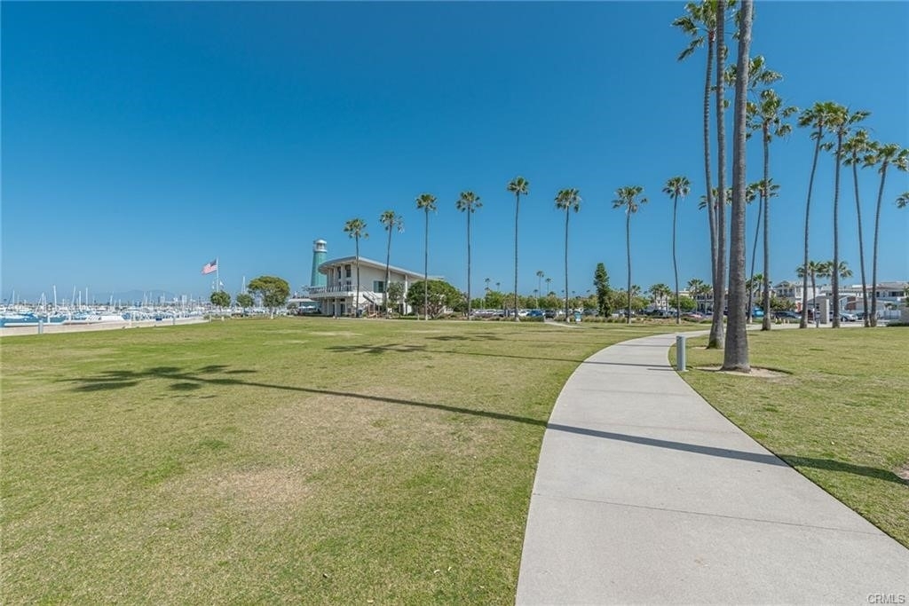 1808 W Balboa - Photo 4