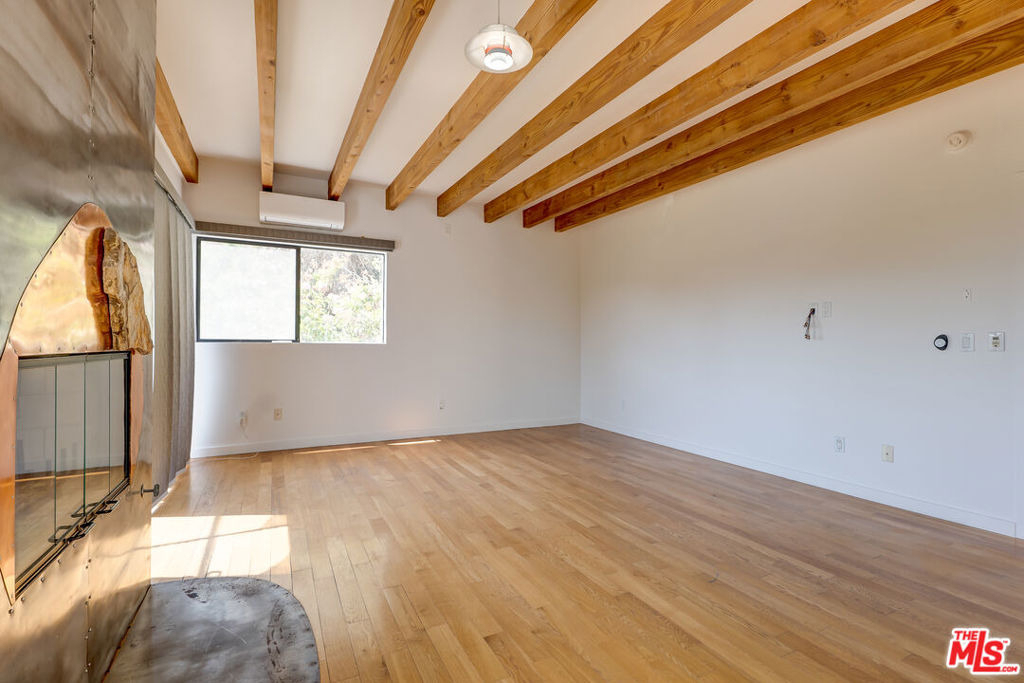 2216 Bancroft Avenue - Photo 22