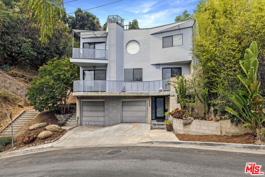 2216 Bancroft Avenue - Photo 52
