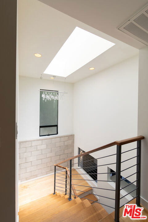 2216 Bancroft Avenue - Photo 17