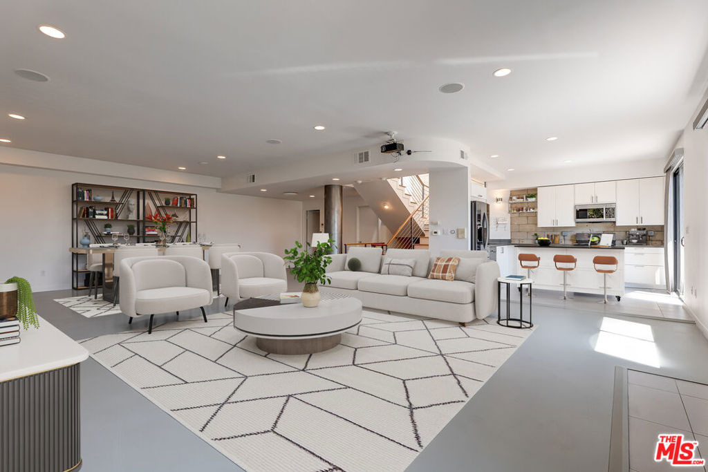 2216 Bancroft Avenue - Photo 8