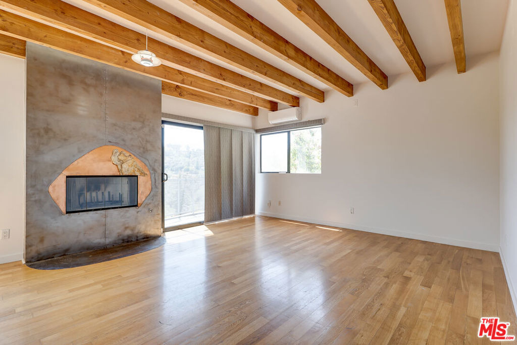 2216 Bancroft Avenue - Photo 20