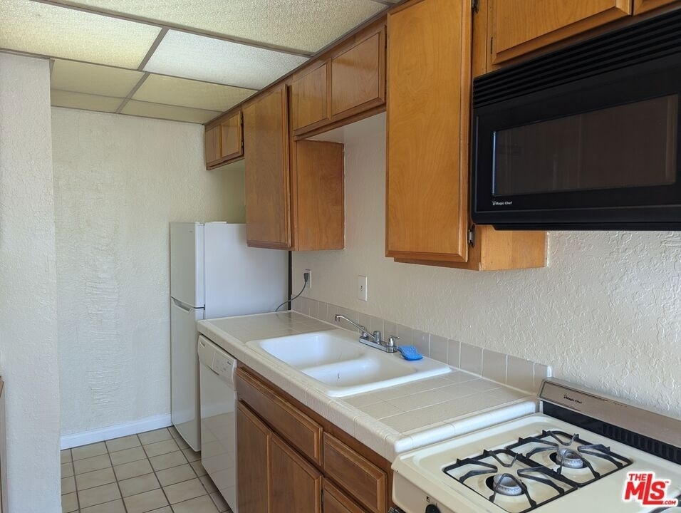 5640 Franklin Avenue - Photo 5