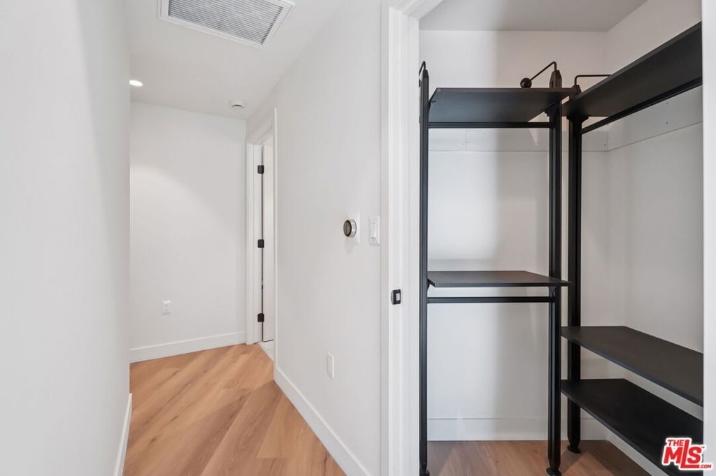 1110 S Spaulding Avenue - Photo 14
