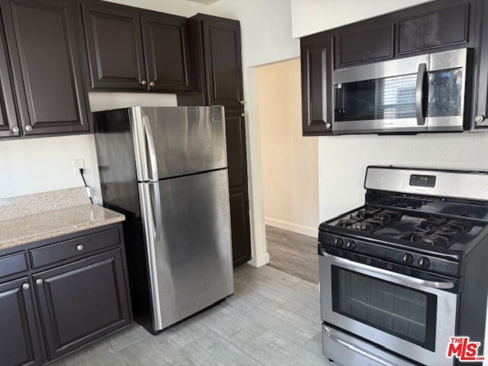 1406 2nd Avenue - Photo 8