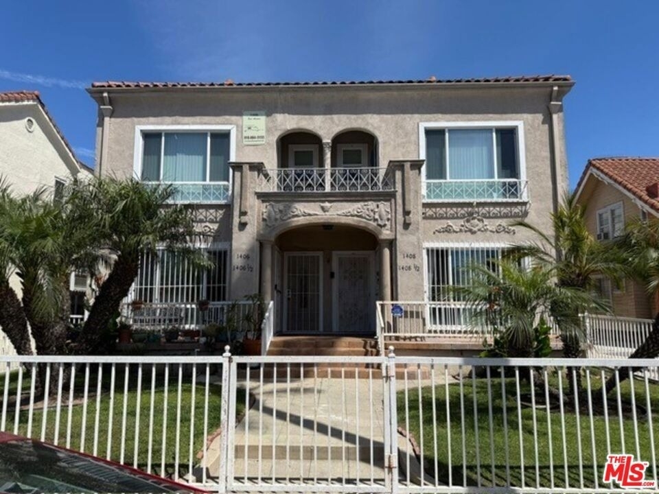1406 2nd Avenue - Photo 0