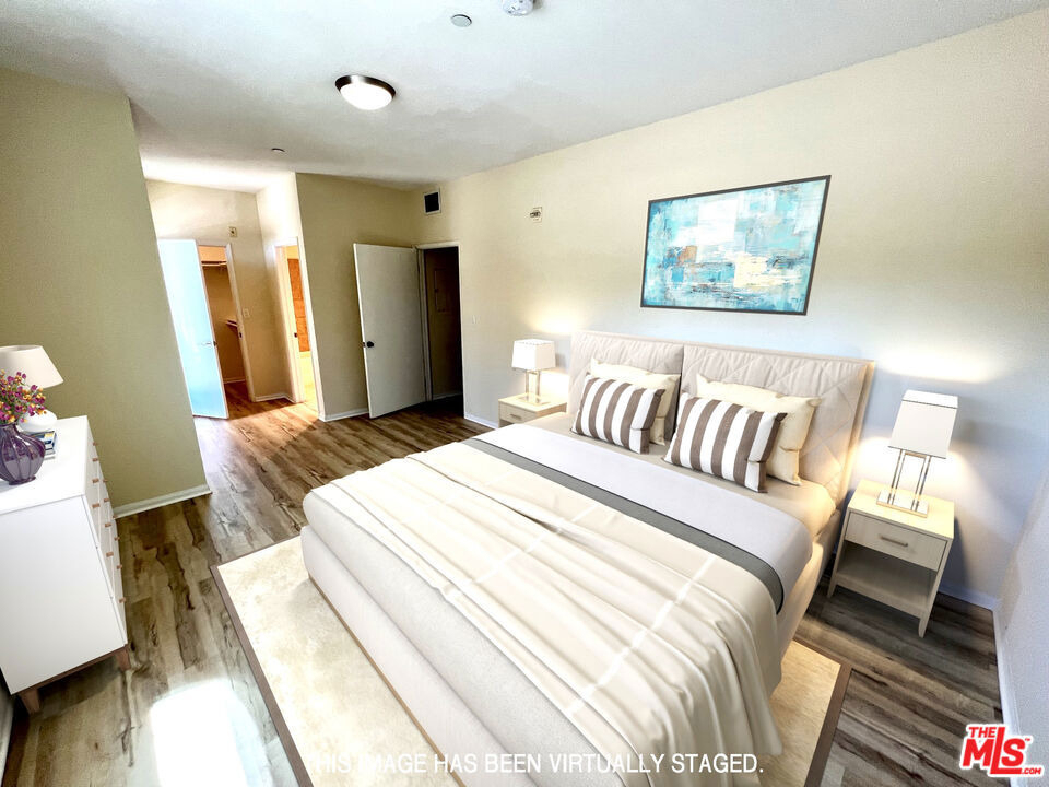13941 Sherman Way - Photo 7