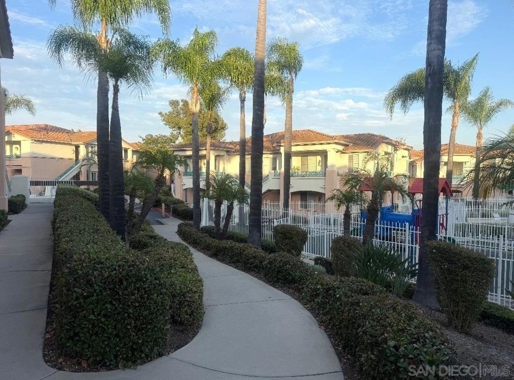 11422 Via Rancho San Diego - Photo 3