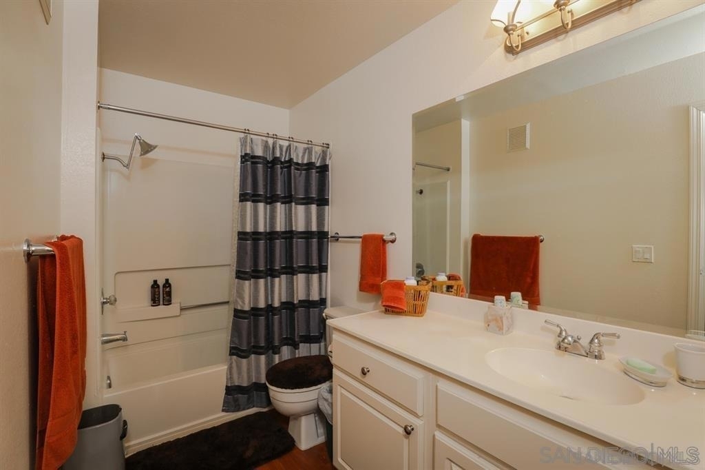 12019 Alta Carmel Ct. - Photo 8