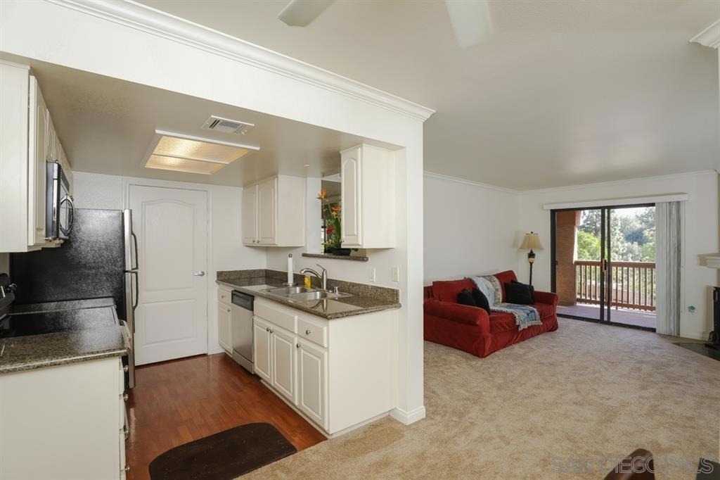 12019 Alta Carmel Ct. - Photo 3