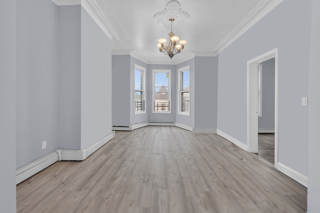 149 Bowers Street - Photo 1