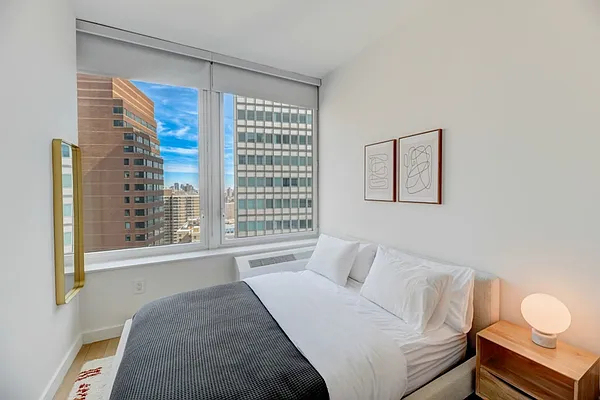 John St - Photo 3