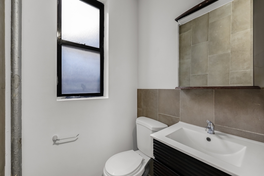 Broadway, Unit 44 - Photo 15