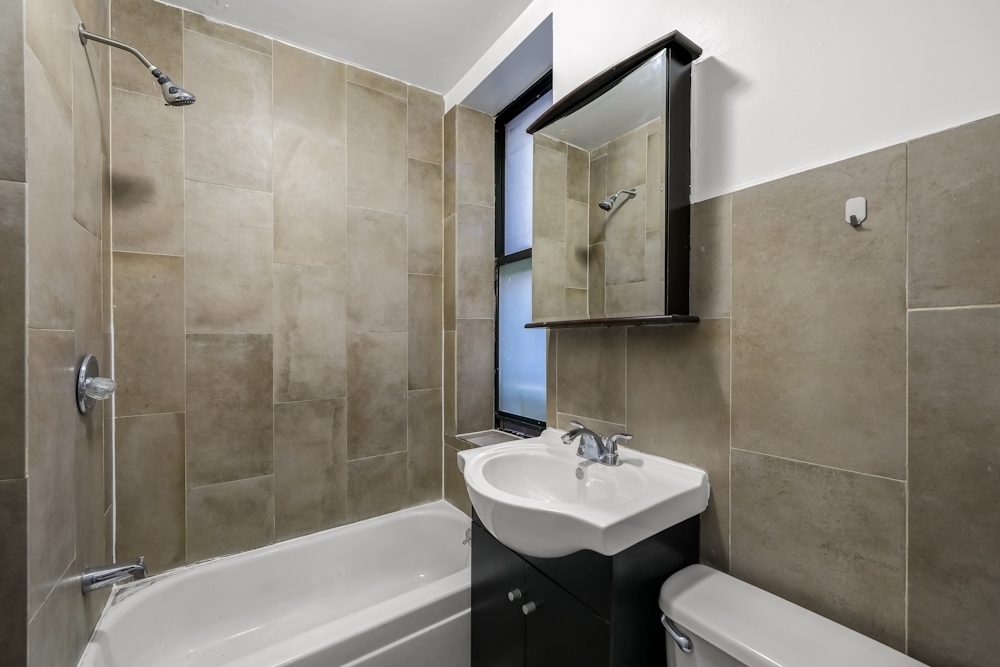 Broadway, Unit 44 - Photo 14