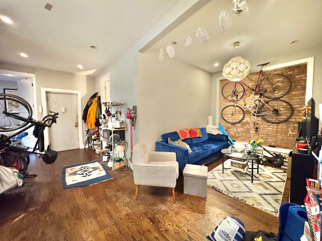 571 Lincoln Place - Photo 1