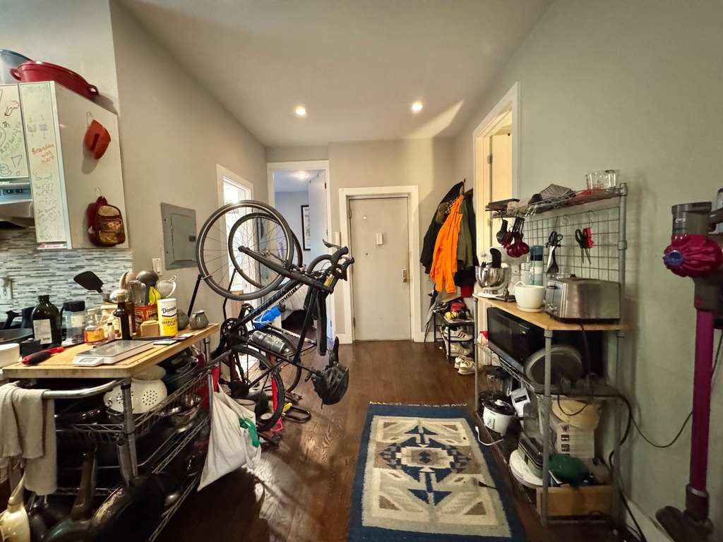 571 Lincoln Place - Photo 5