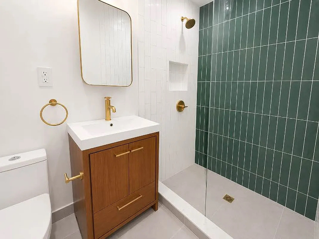 727 Knickerbocker Avenue - Photo 3