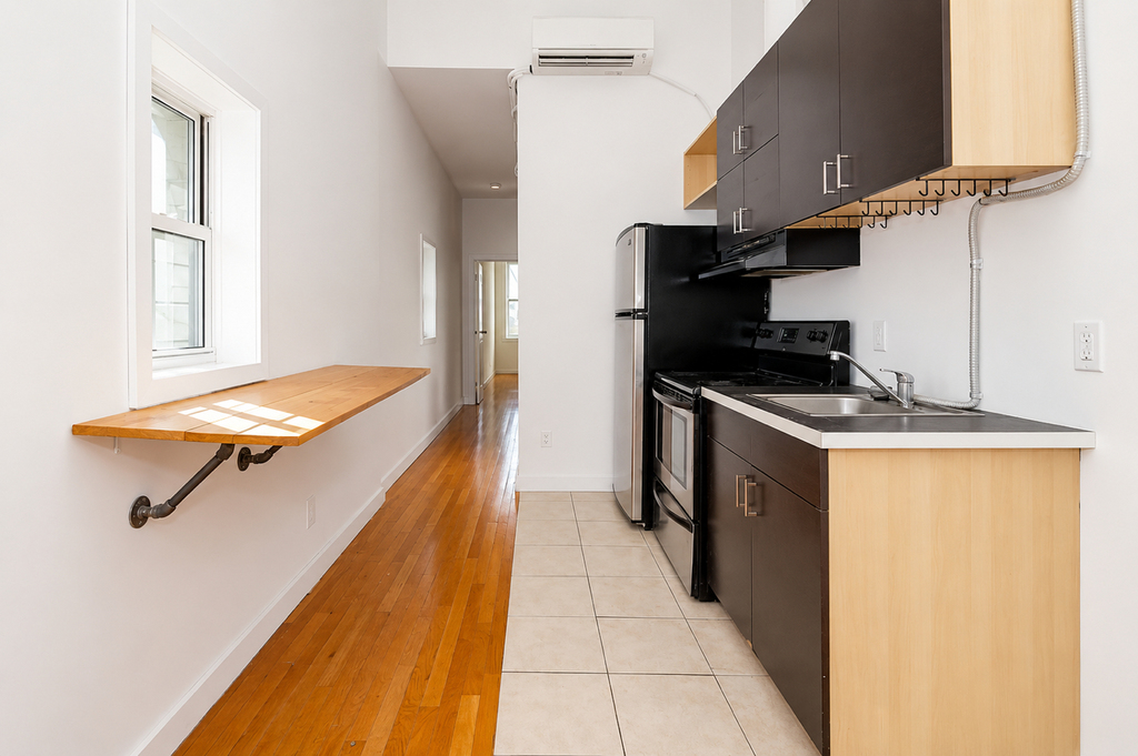 1399 Greene Avenue - Photo 10