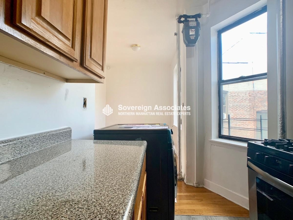 201 West 105th Street - Photo 9