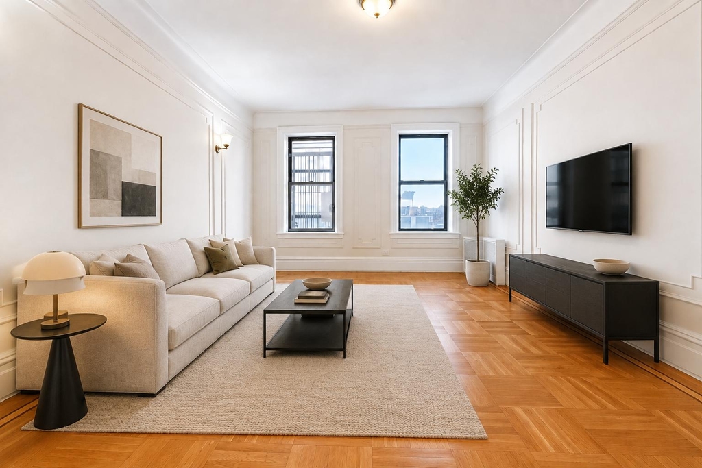 15 Magaw Place - Photo 0