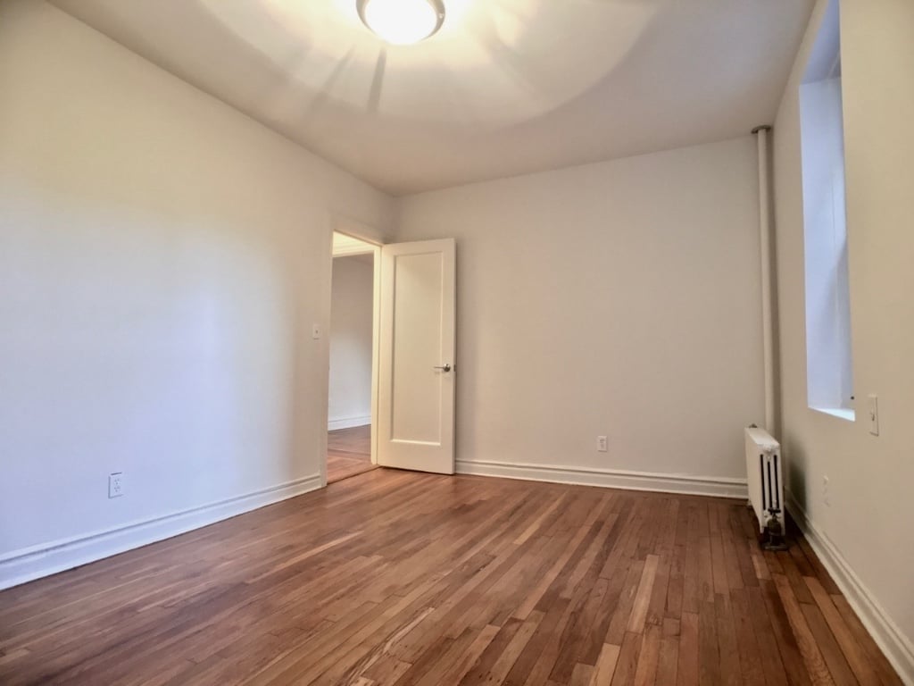 615 Fort Washington Avenue - Photo 0