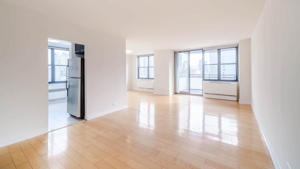 303 E 83rd St. - Photo 5