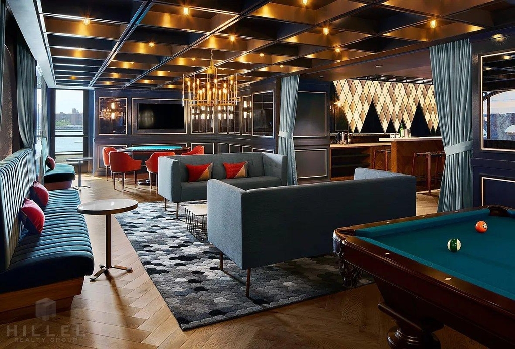 India Street - Photo 10