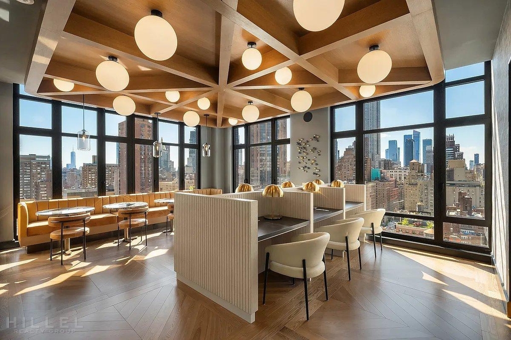 East 36th Street - Photo 9