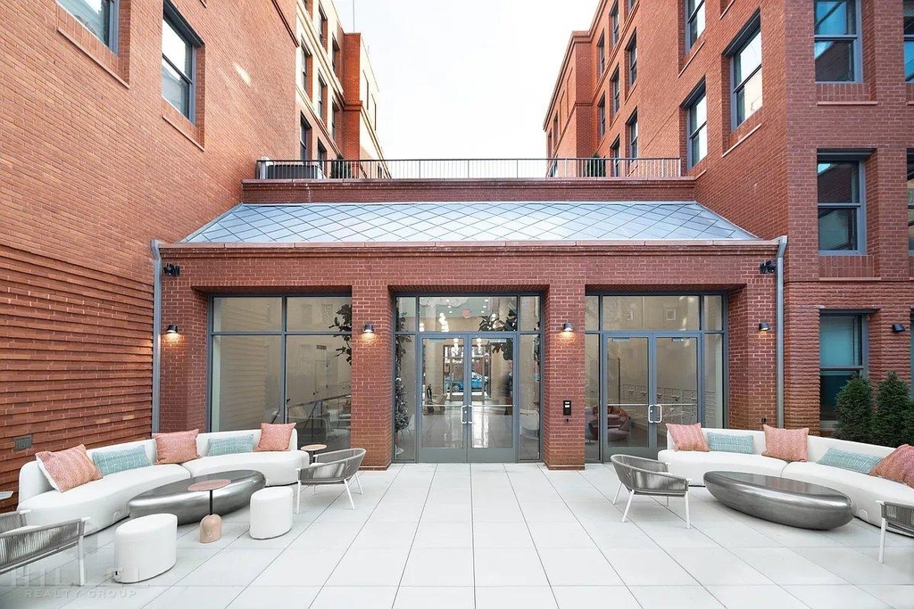 Sterling Place - Photo 10