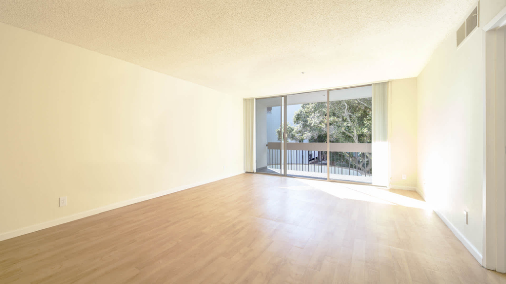 85 West 5th Avenue - Photo 6