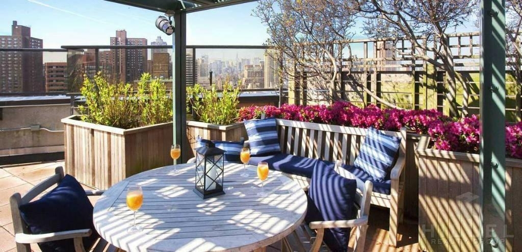 East 96th Street - Photo 0