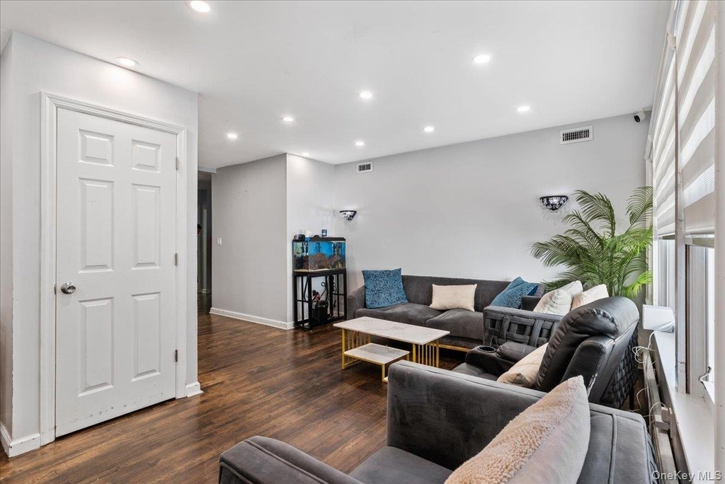 369 Island Avenue - Photo 4