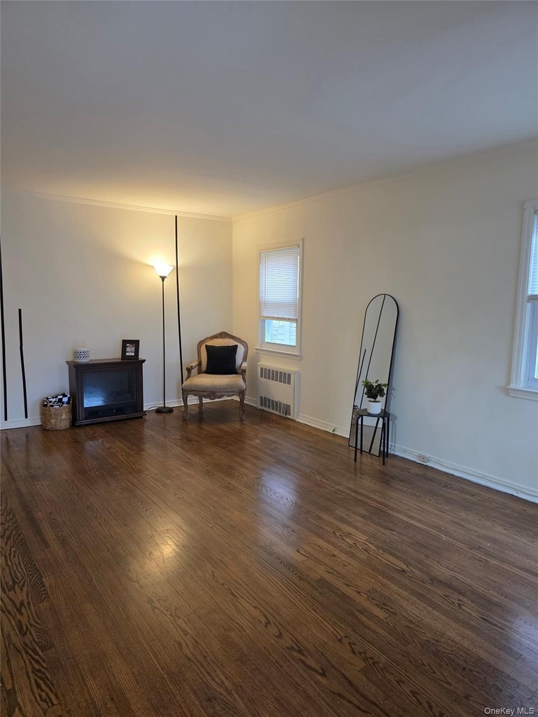 57-35 Parsons Boulevard - Photo 2