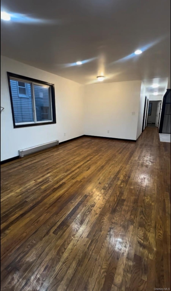 119-18 178th Place - Photo 2