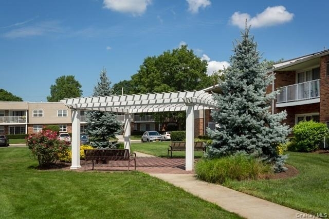 85 Westwood Drive - Photo 1