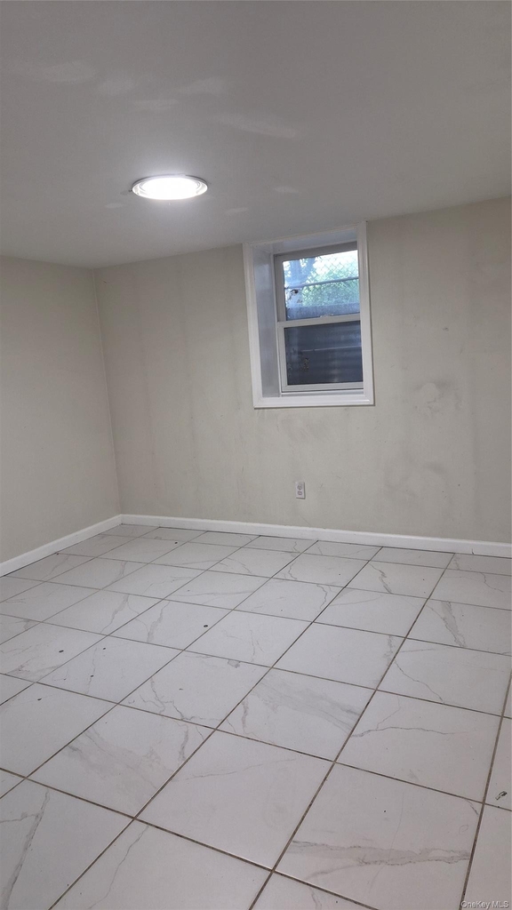 94 Gates Avenue - Photo 15