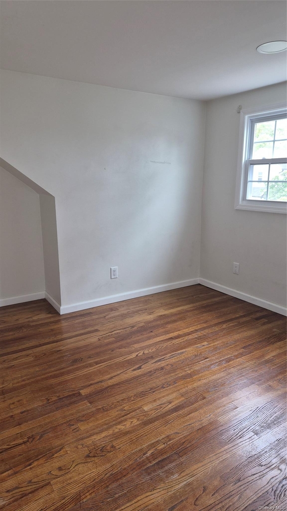 94 Gates Avenue - Photo 12